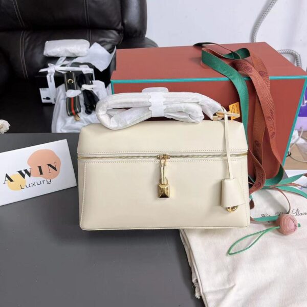 Loro Piana Extra Pocket L27 Double Zipper Closure Shoulder Crossbody Handbag