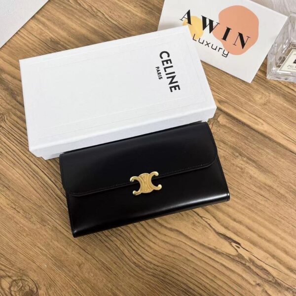 CELINE TRIOMPHE 19CM Cowhide Flap Wallet for women
