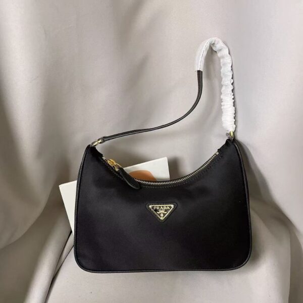 PRADA Re-Edition 2005 Hobo Underarm Bag Handbag Shoulder Bag