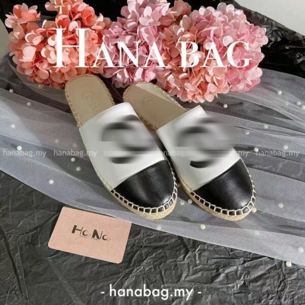 CHANEL Round head flat heel shoes fisherman shoes for women