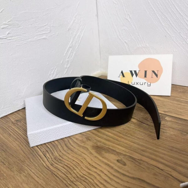 DIOR MontaigneE Smooth buckle leather belt for women