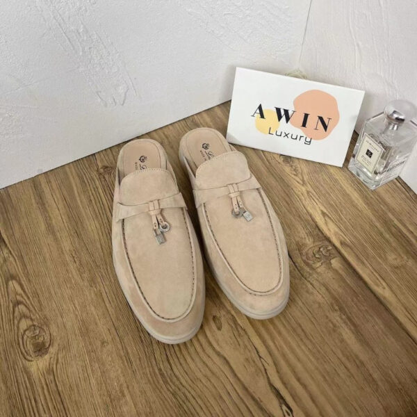 Loro Piana Summer Charms Walk Round head flat bottomed Baotou slippers