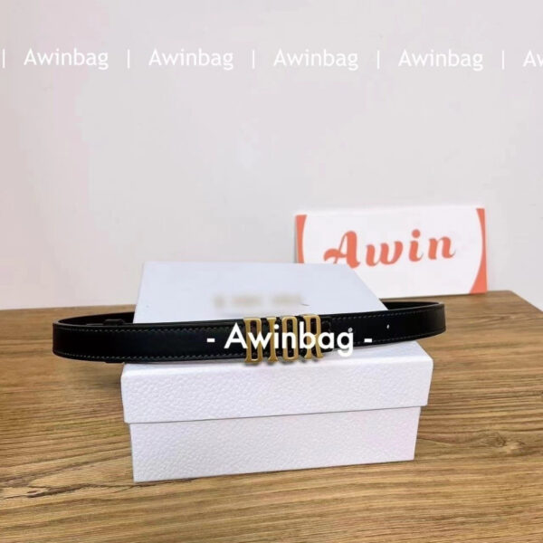 DIOR Letter buckle leather belt for men and women