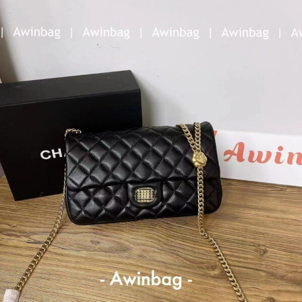 CHANEL Classic Flap CF 23S lambskin chain shoulder bag