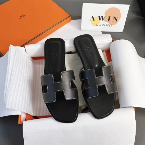 HERMES Oran Fashionable and comfortable flip flops for women