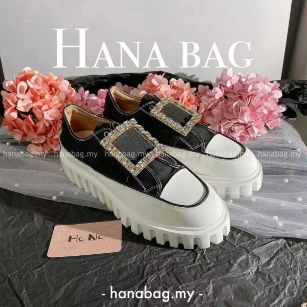 Roger Vivier Round head lace up low top thick soled casual shoes