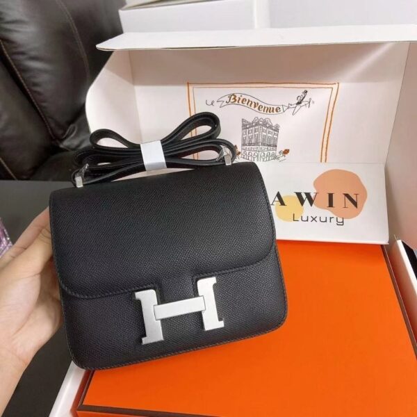 HERMES CONSTANCE 14/19/24 silver buckle shoulder crossbody bag
