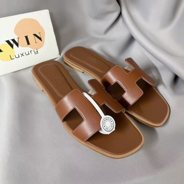 HERMES ORAN Brown Comfortable Non-Slip Flat Bottom Sandals - Perfect Holiday Gift for Women