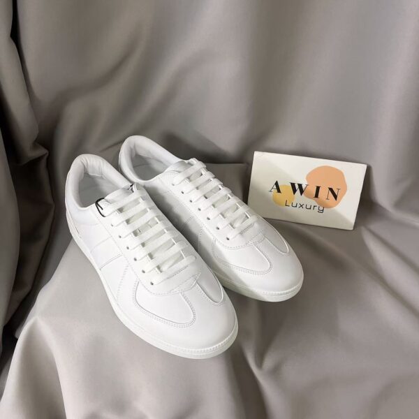 DIOR B01 matchpoint Fashionable and comfortable flat bottomed anti slip round toe lace up low top board shoes, white unisex holiday gift