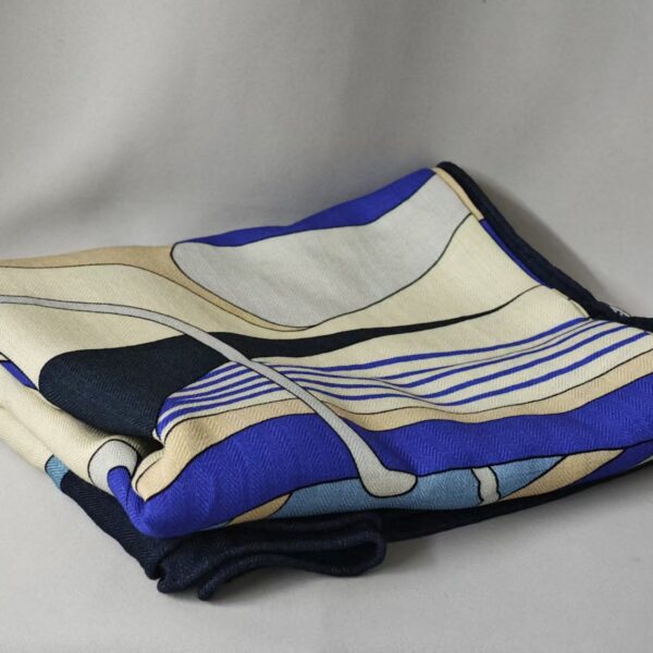 HEMERS Fashionable and versatile shawl scarf, blue women's gift