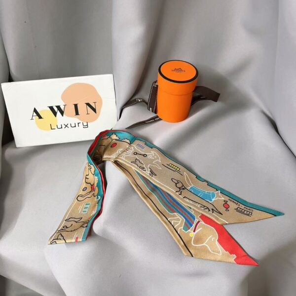 HEMERS Fashion classic pattern printed silk scarf for women's holiday gift