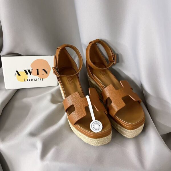 HEMERS Elda Fashion Brown Leather Sandals - Round Toe, Thick Sole, Metallic Heel - Women's Gift